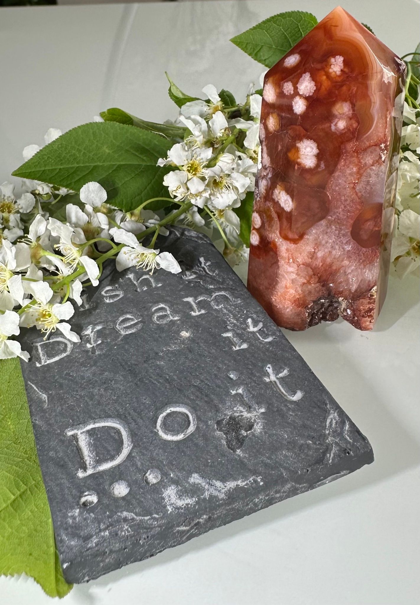 Röd Blomsteragat Torn