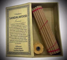Himalayan Rökelse direkt från Nepal - SANDALWOOD