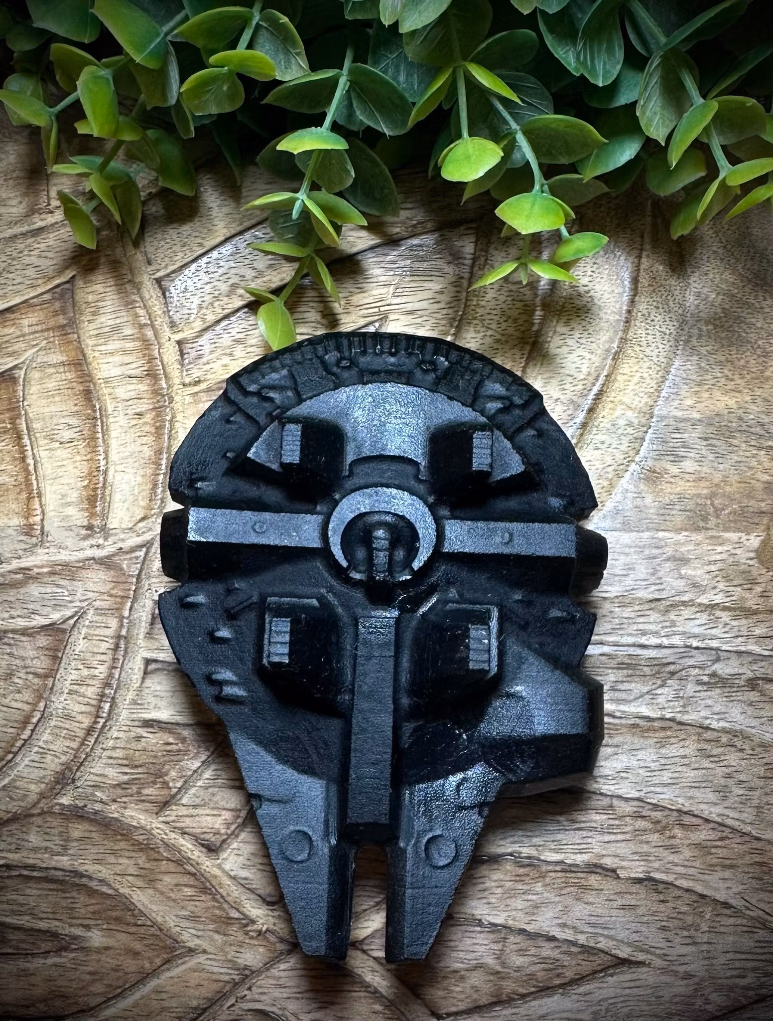 Star Wars | Millennium Falcon Carving