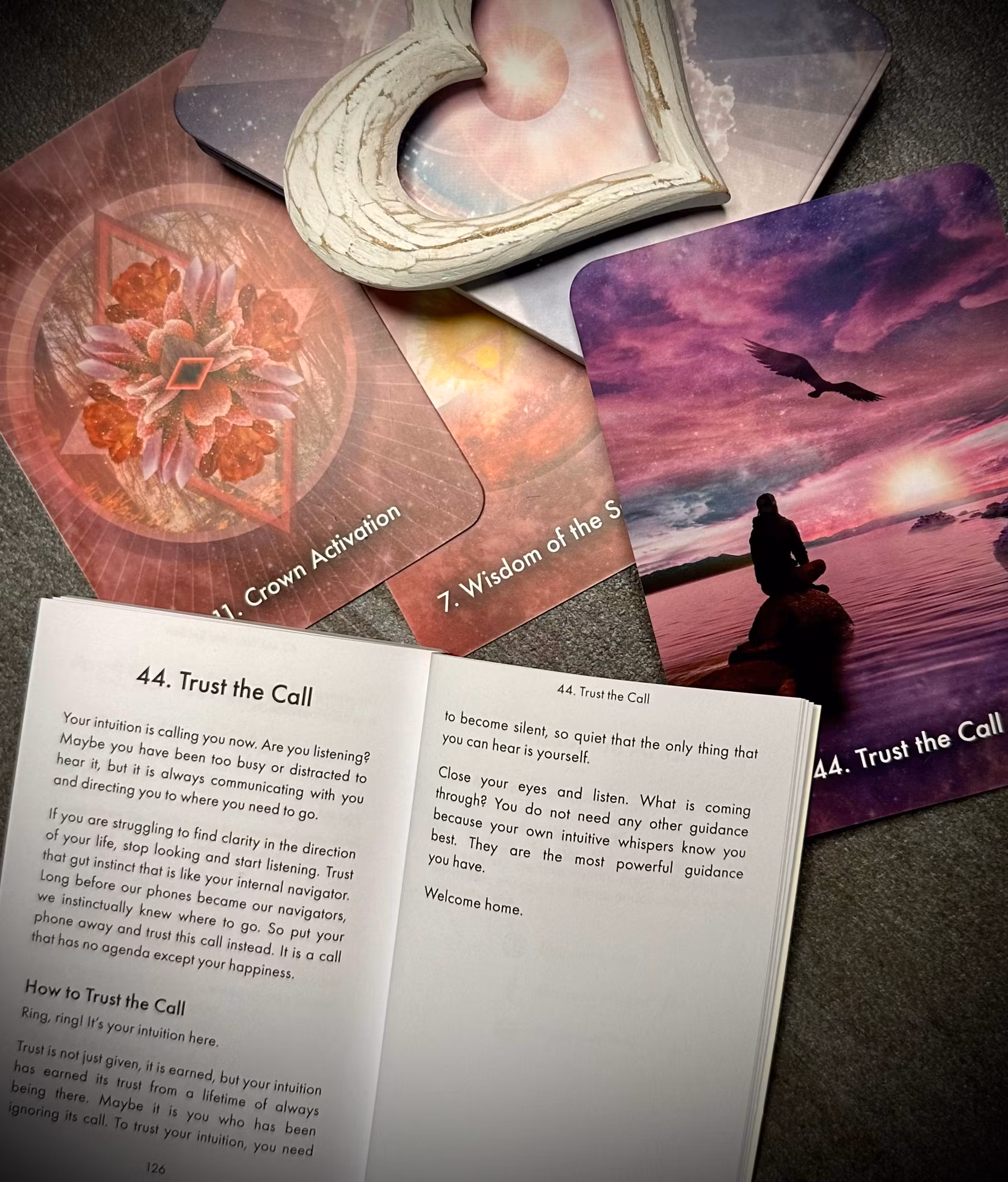 Intuitive Whispers Oracle