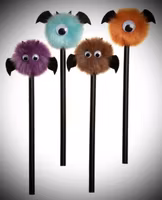 Monster Pom Pom Penna