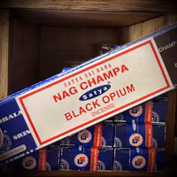 SATYA Rökelsepinnar | Nag Champa & Black Opium