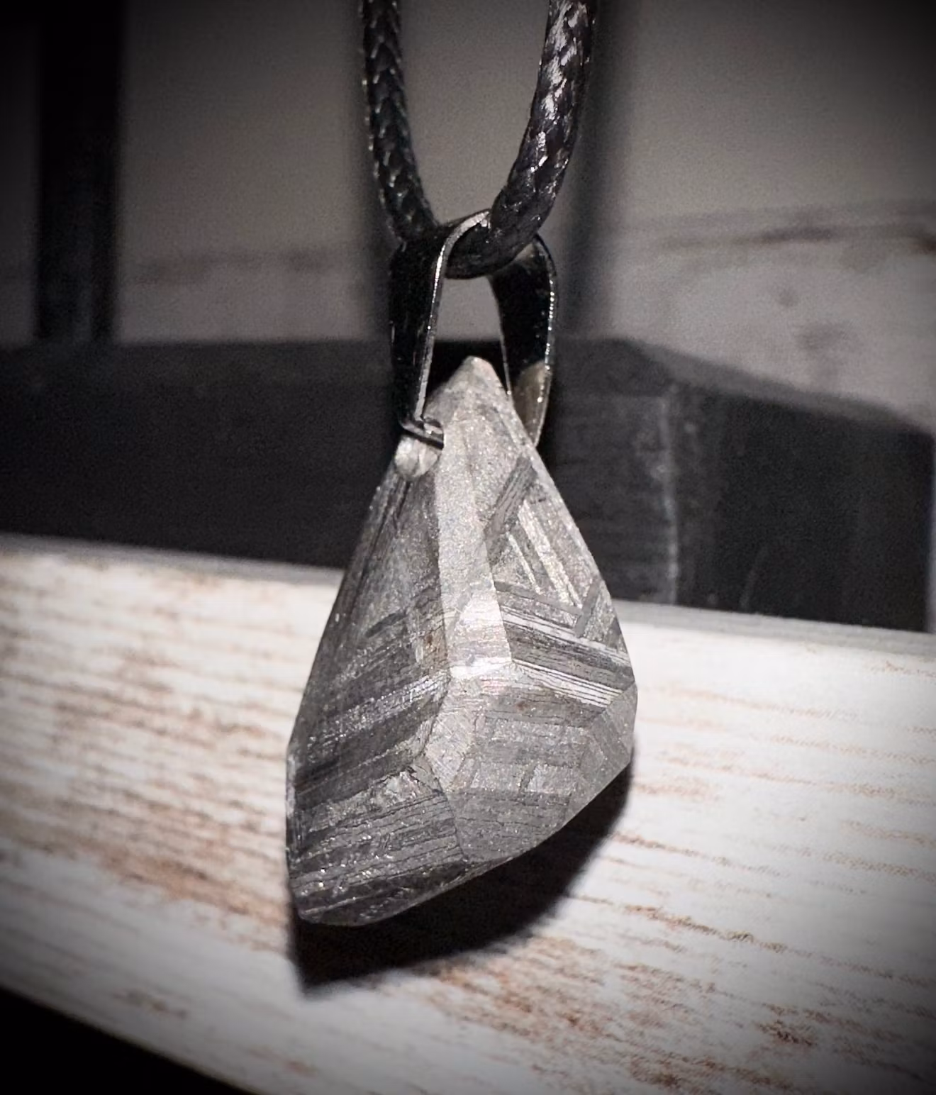 Muonionalusta Meteorit Halsband