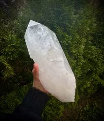 Bergkristall med ställning 4,3 kg