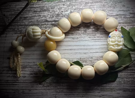 Tagua Frö | Vegetabilisk Elfenben Ganesha med Buddhas bedjande händer Armband | 14-15 mm