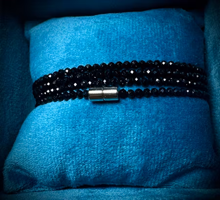 Facetterad Svart Obsidian wrap med magnetlås