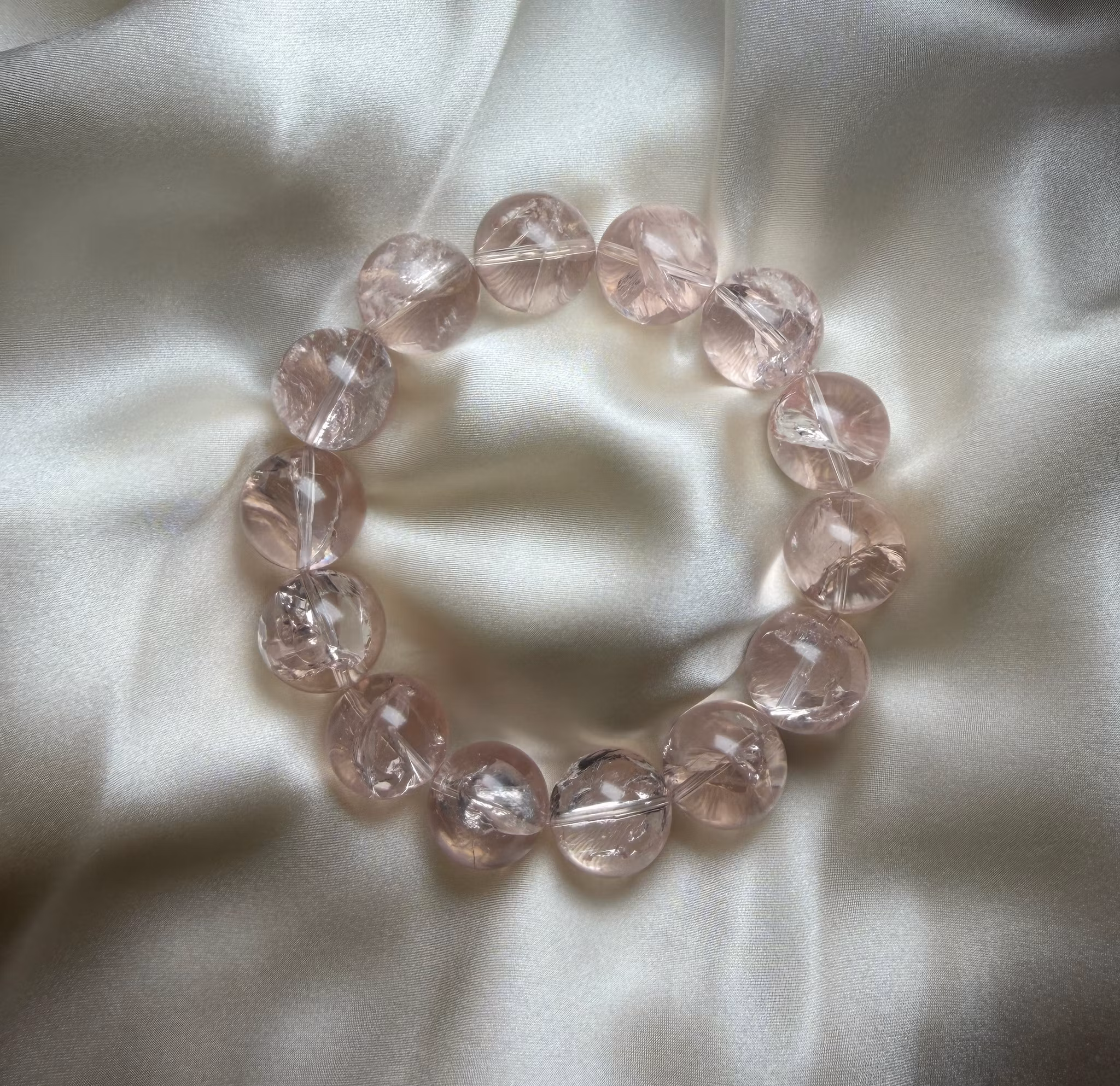 Rosa Samadhi Himalayakvarts Armband | 16-17 mm