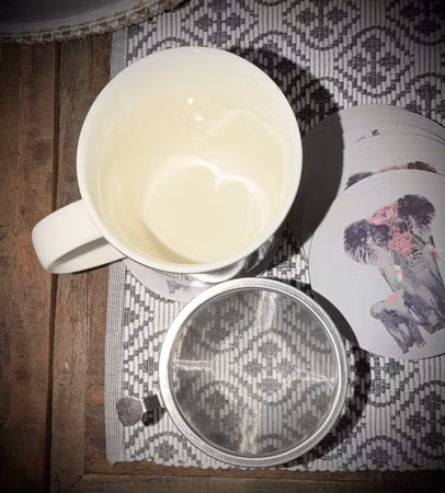 Temugg med handtag + sil | Indian Elephant | Benporslin