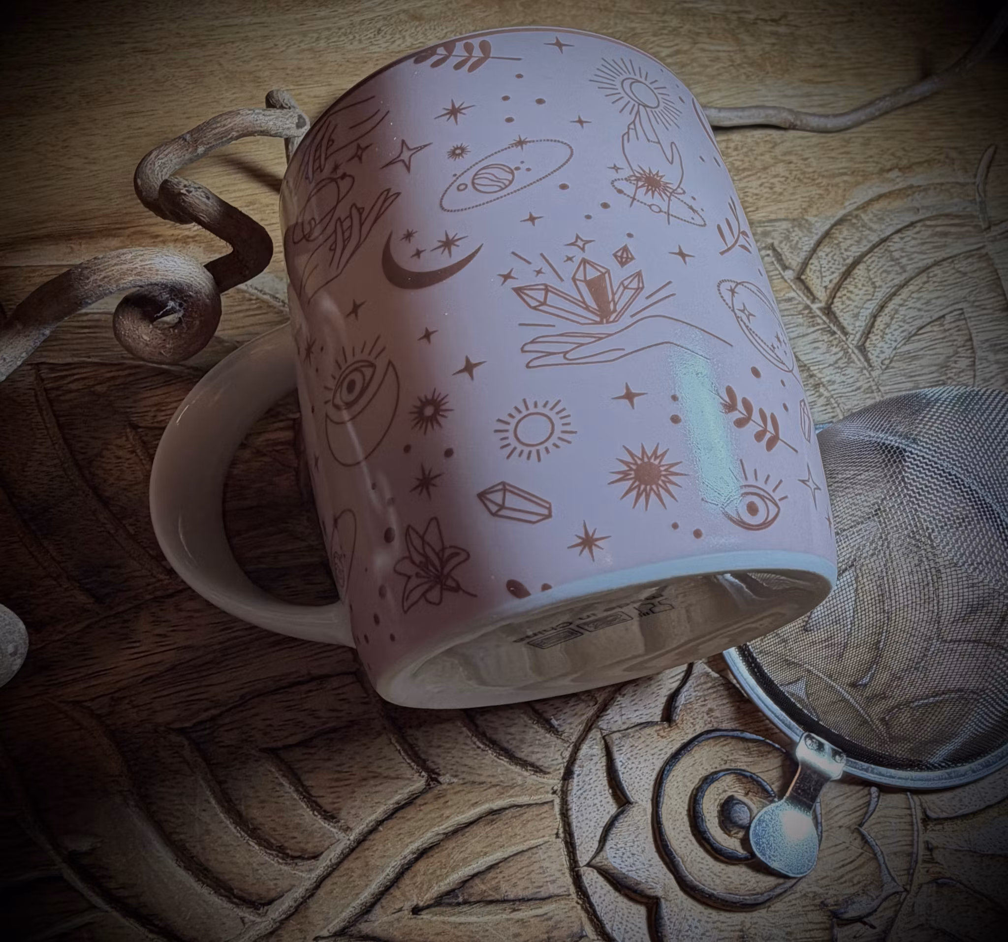 Temugg med handtag + sil | Pink Spell | Benporslin