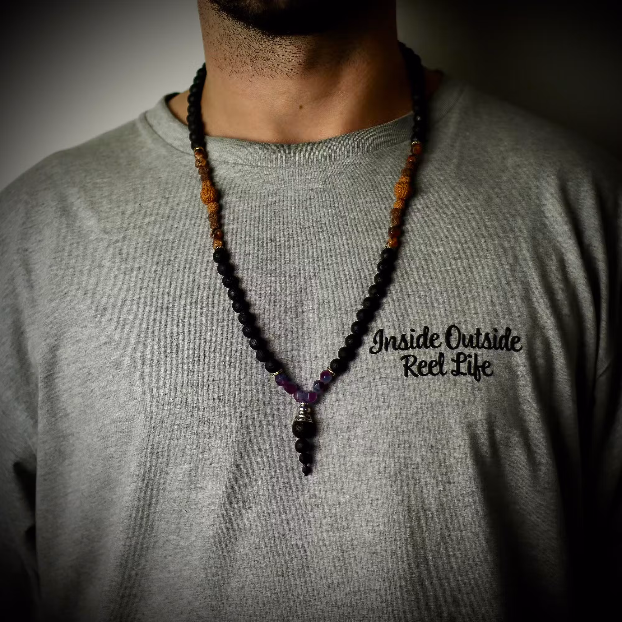 Embrace The Darkness Halsband | Indonesien