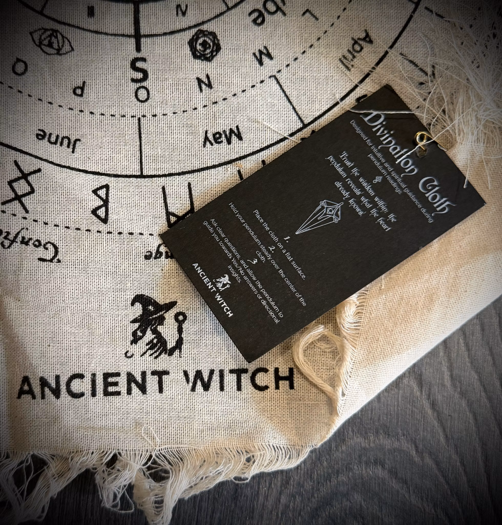 Ancient Witch Sun Face Pendulum Divination Cloth