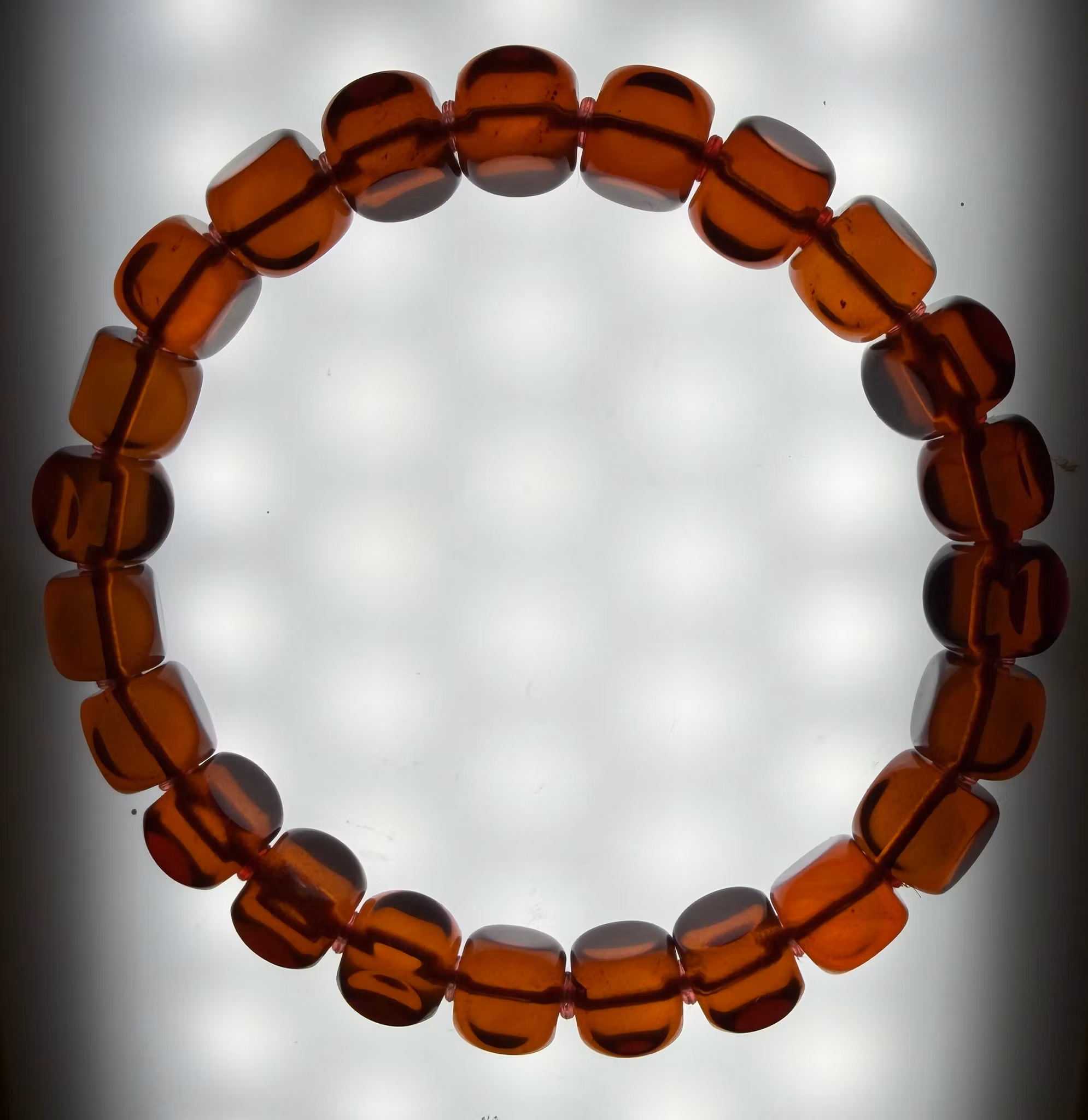 Röd Bärnsten Armband | 8 mm HK