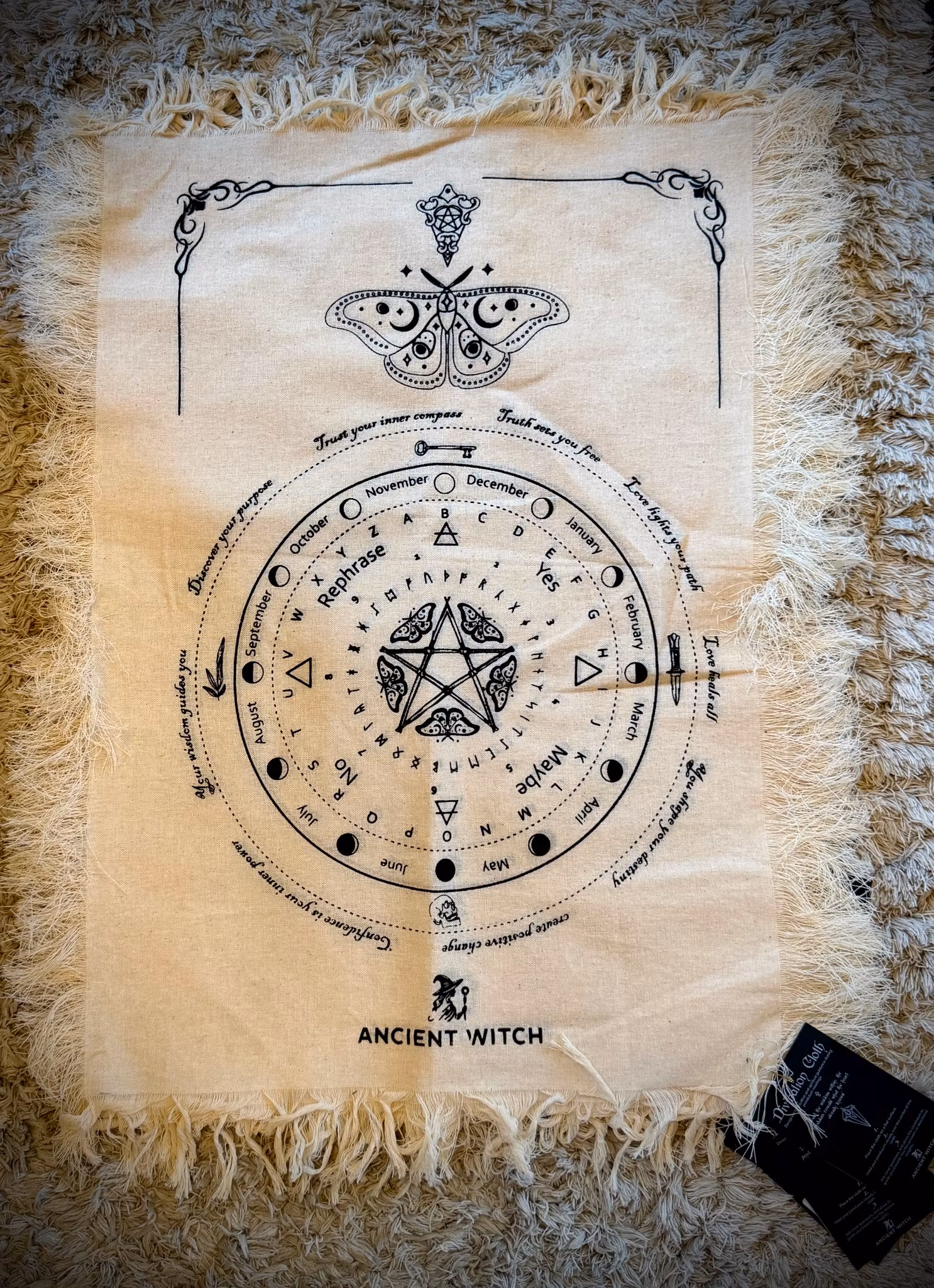 Ancient Witch Sun Face Pendulum Divination Cloth | Pendelmatta