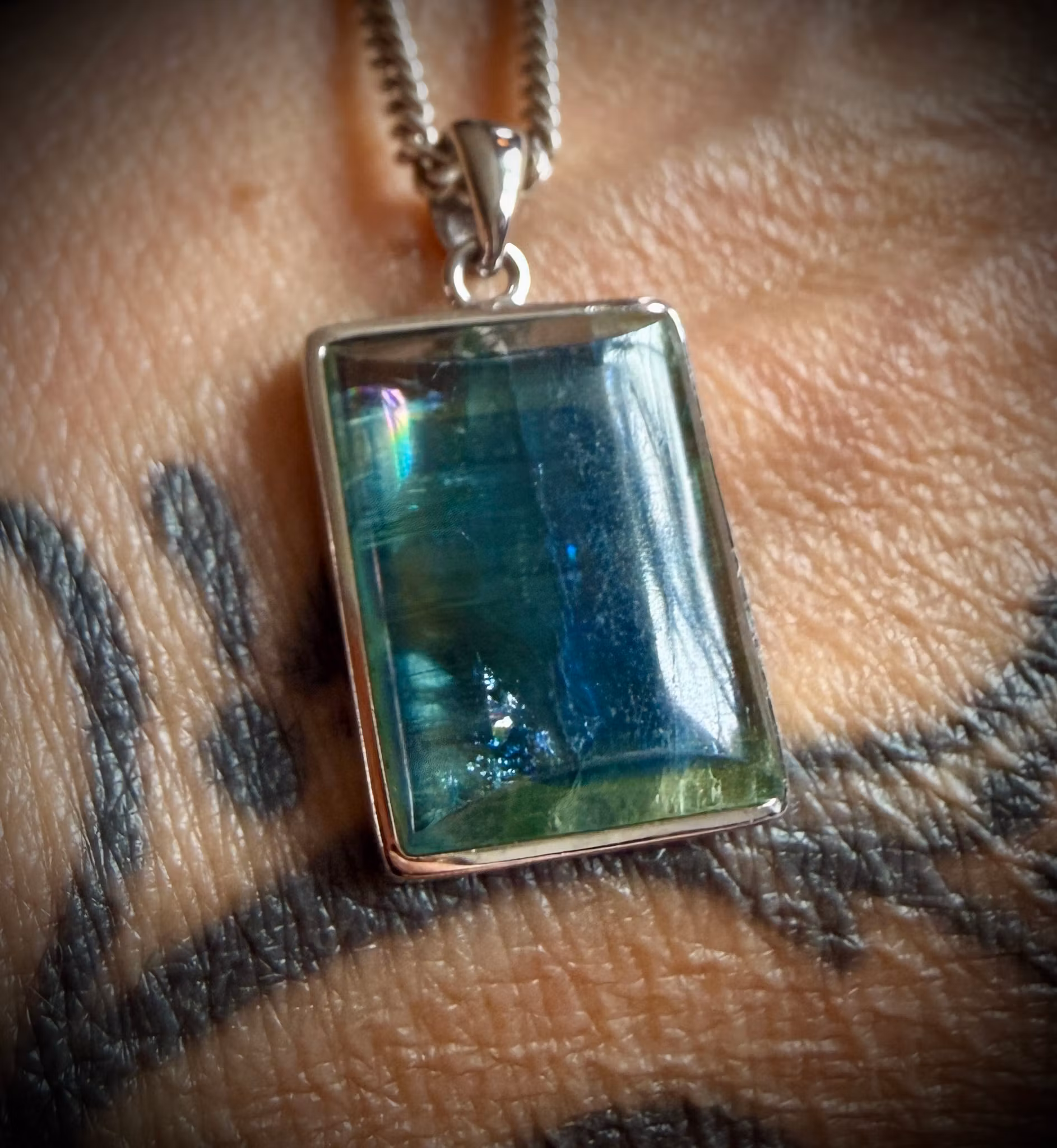 Grön och Blå Kyanit Hänge i 925 Sterling Silver
