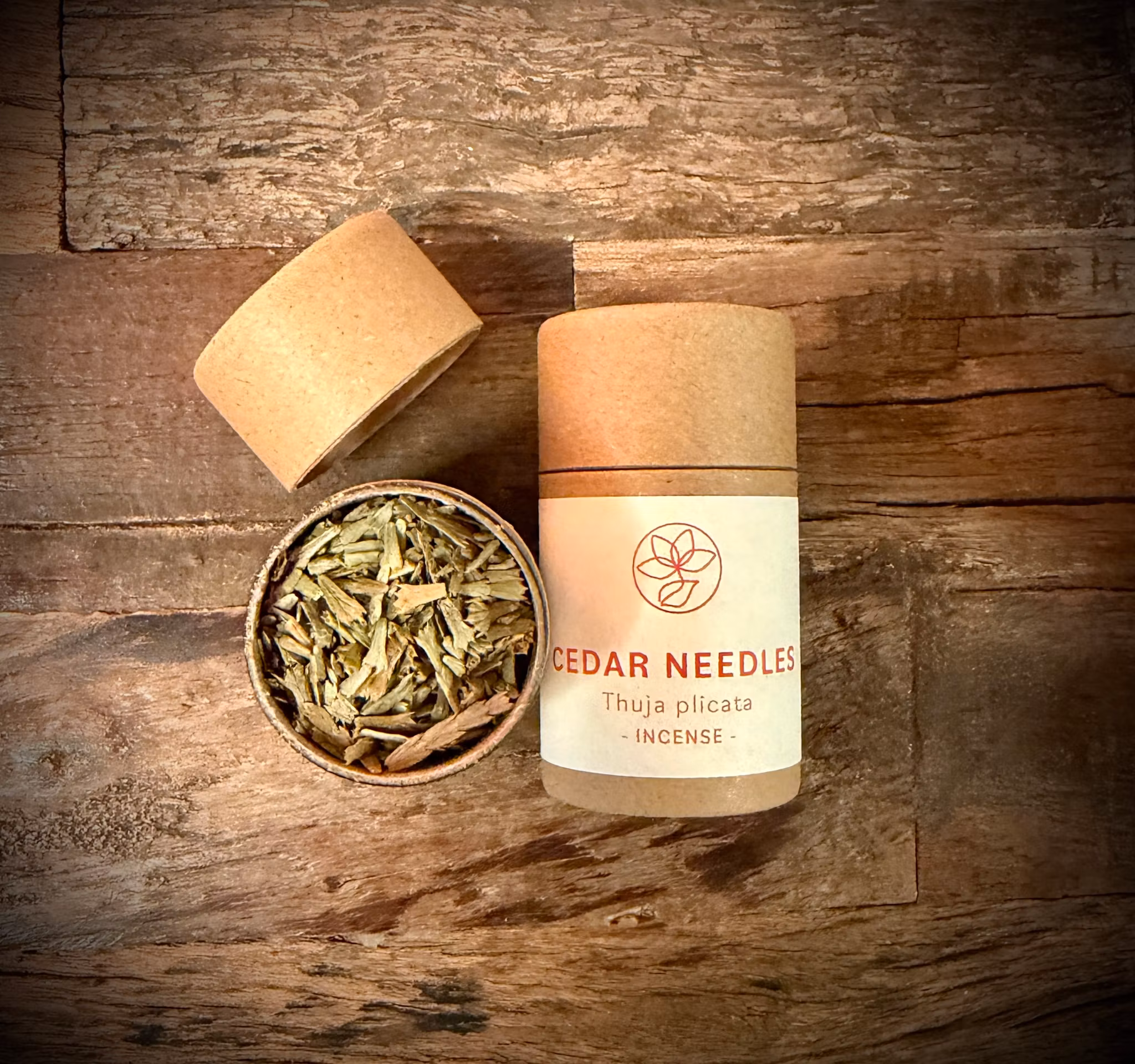Cedar needles (USA) Örtrökelse