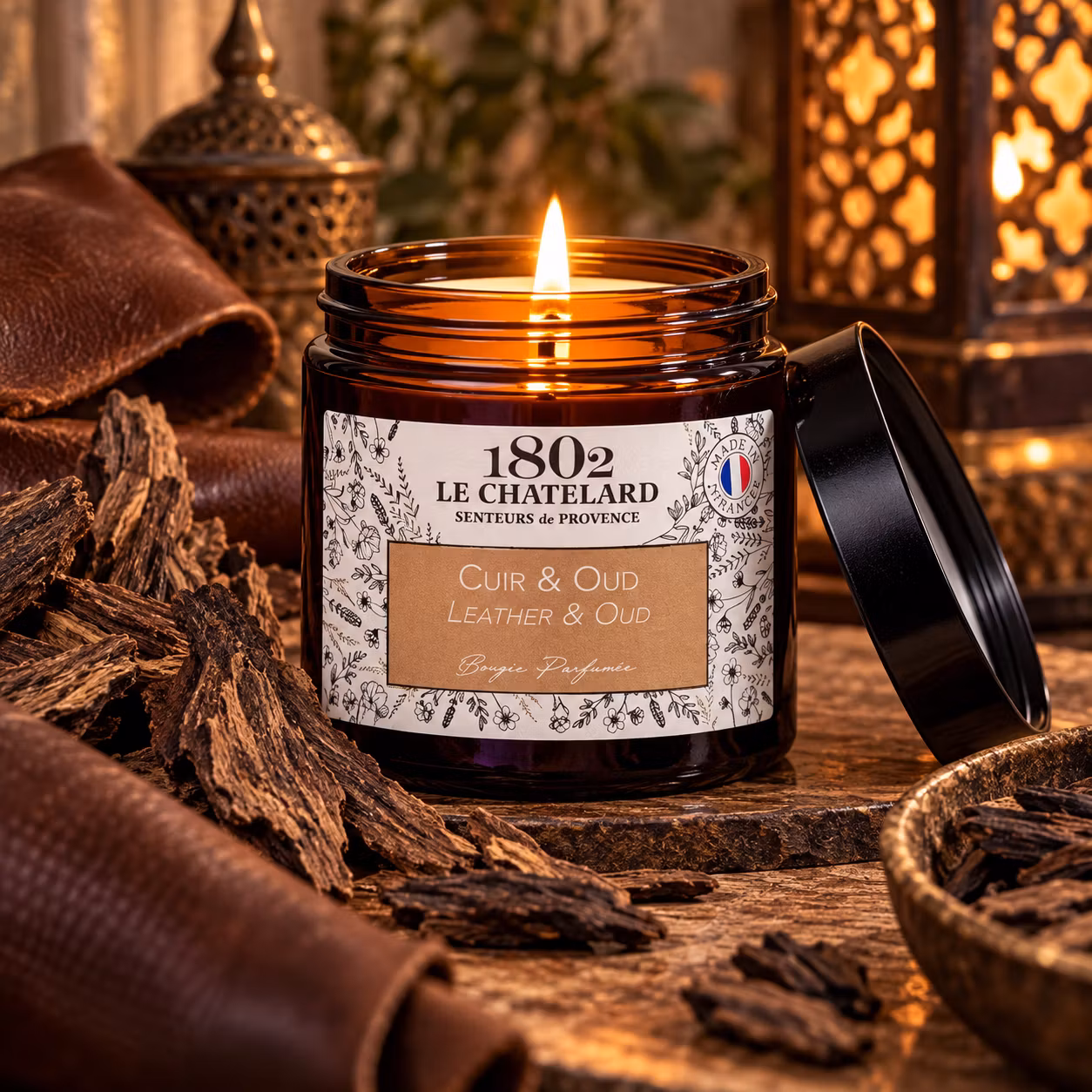 Le Chatelard 1802 Doftljus | Läder & Oud