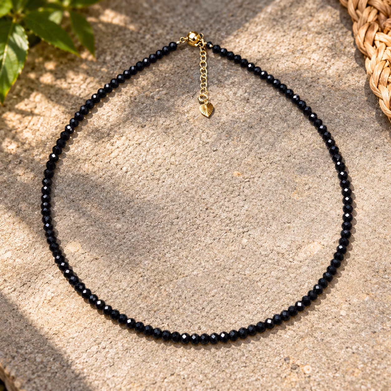 Facetterad Svart Turmalin Halsband