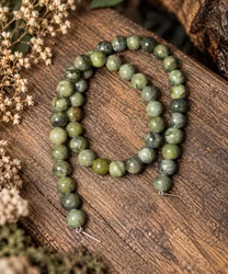 Grön Jade sträng 8-9 mm