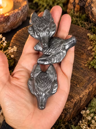 Shungit Varg Carving