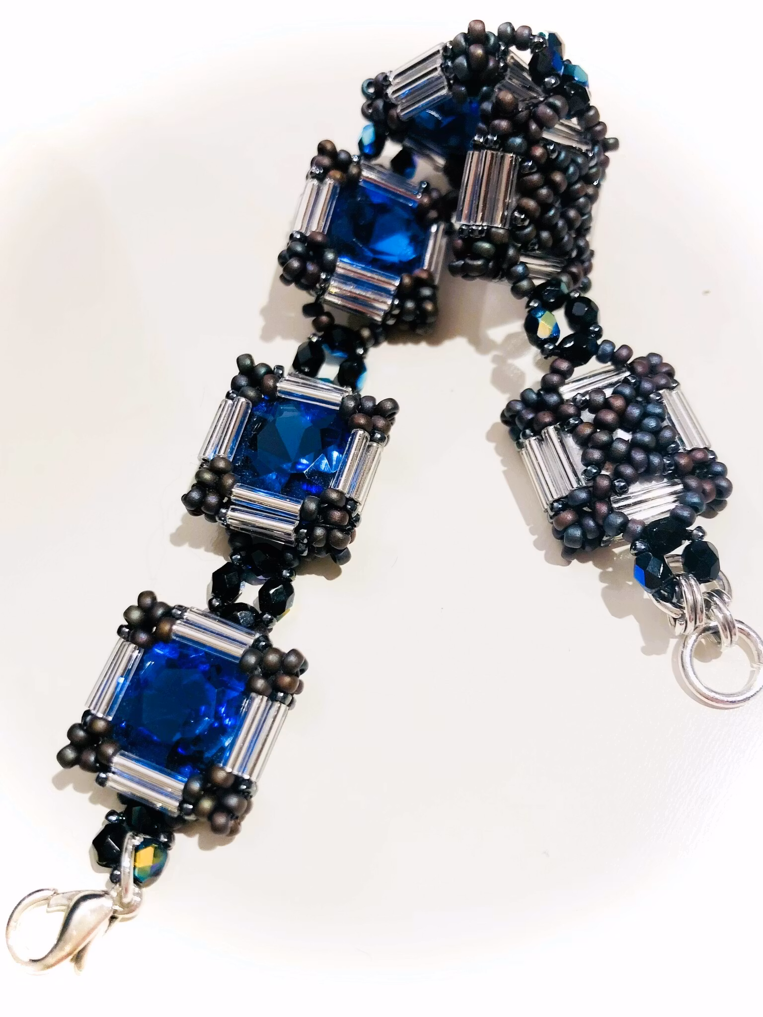 Fynd! DIFFERENT Blå