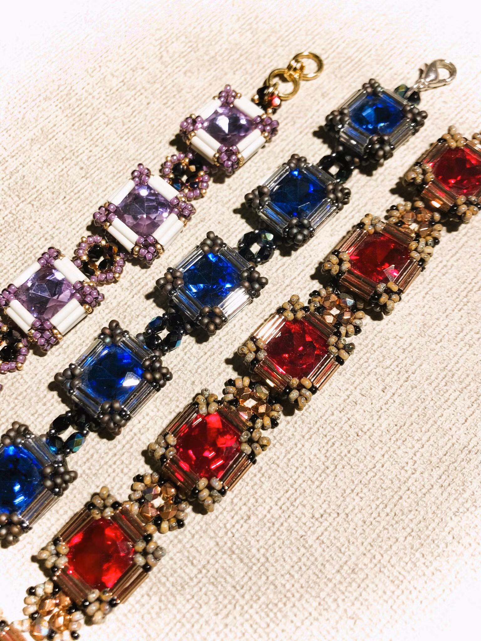 Fynd! DIFFERENT Blå