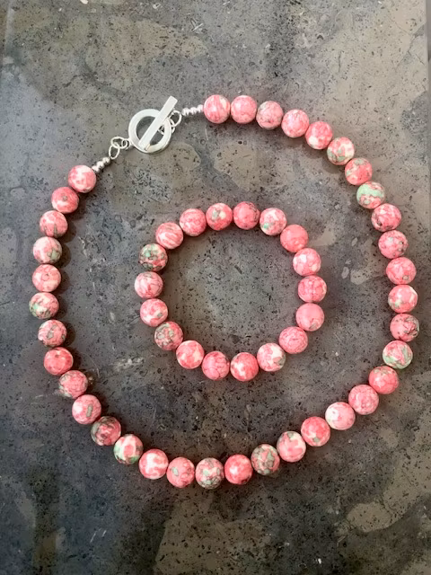 CANDY halsband 2 varianter.