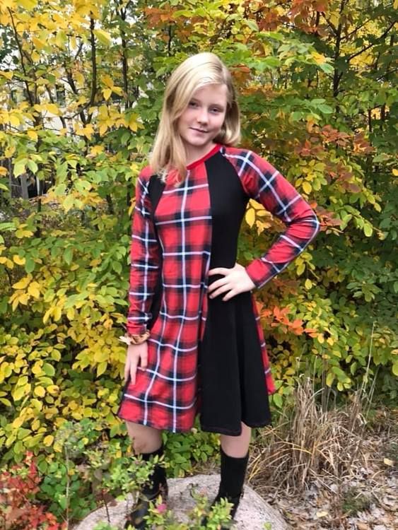 Made by Runi´s Hourglass mini dress barn stl. 80-164