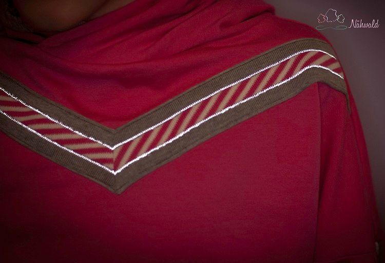 Hamburger Liebes elastiskt band Reflektor Gråa med rosa och vita ränder