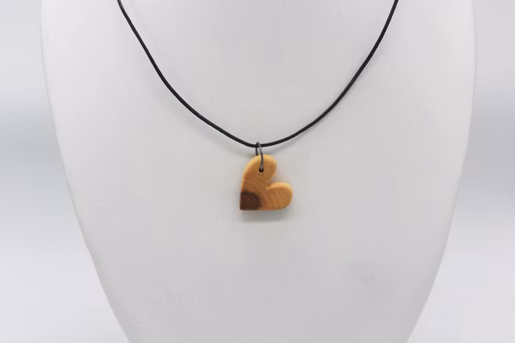 Halsband Hjärta