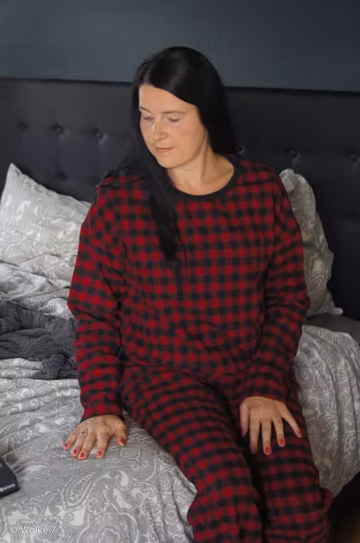 Red & black checkered (flannel)
