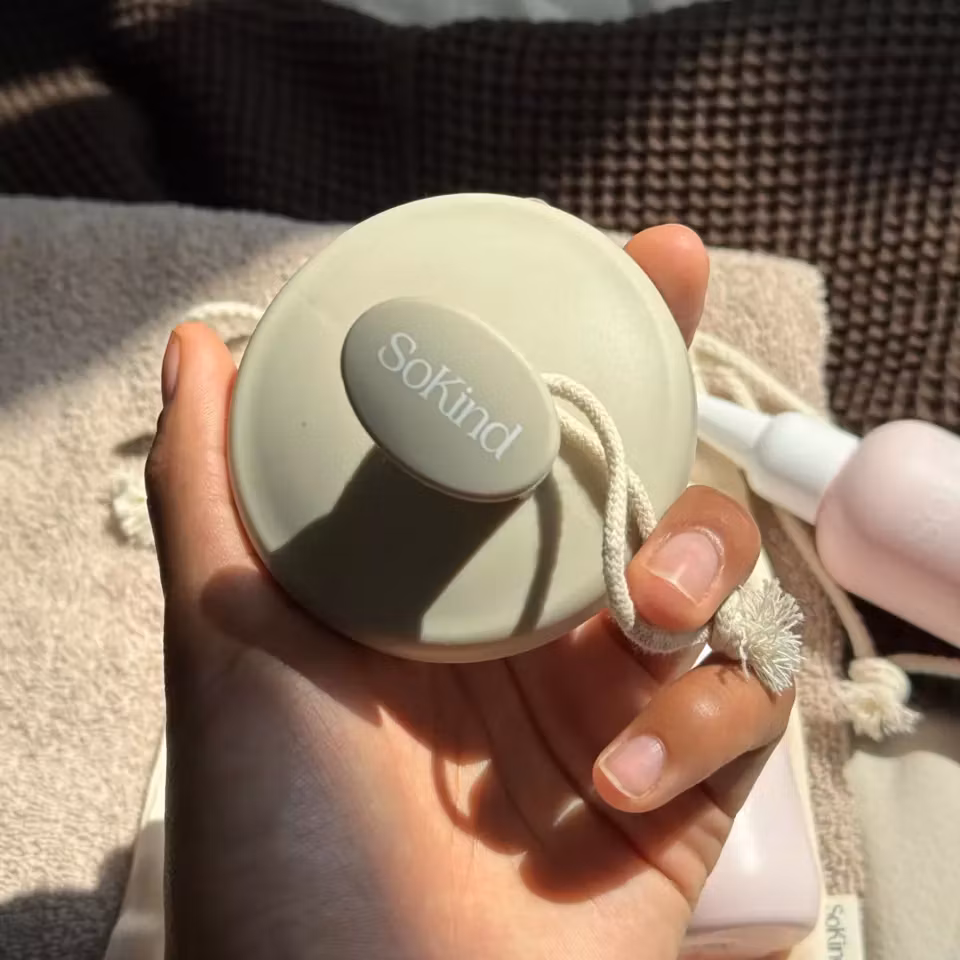 SoKind Pure Flow Scalp Brush
