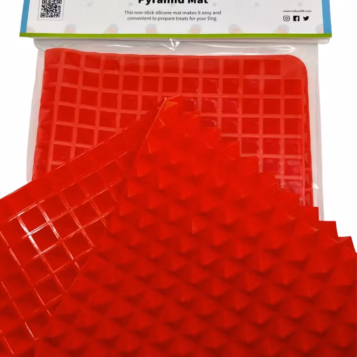 No Fuss Fill pyramid Treat Mat pyramidformad Silikonform för hemmagjort träningsgodis
