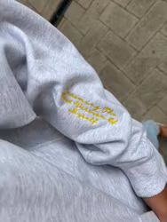 Be Kind Is The New Trend - Grå Hoodie