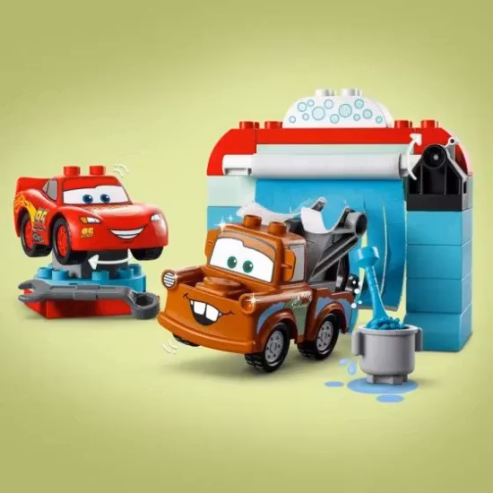 LEGO 10996 DUPLO Disney Blixten McQueen och Bärgarns Roliga Biltvätt