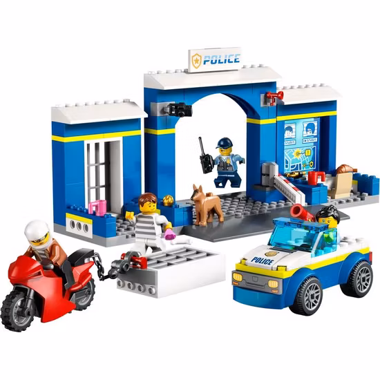 LEGO City Police 60370 Jakt vid Polis Stationen