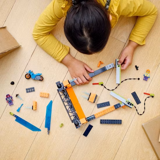 LEGO City Stuntz 60340 Stuntutmaning Med Knivblad