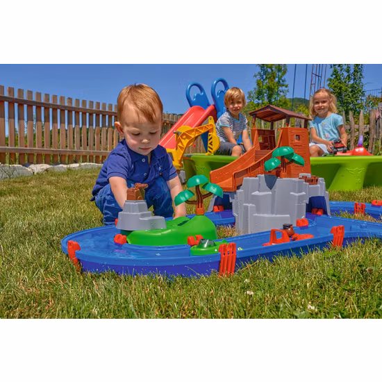 AquaPlay Adventure Land