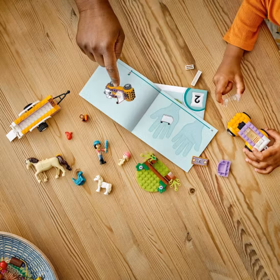 LEGO Friends 42634 Häst- och ponnysläp