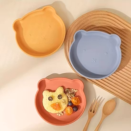 BabyBloom Barntallrik Med Björnmotiv Mörkrosa