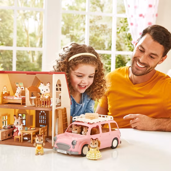 Sylvanian Families Familjebilen Rosa