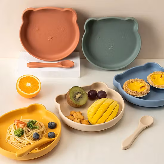 BabyBloom Barntallrik Med Björnmotiv Mörkrosa