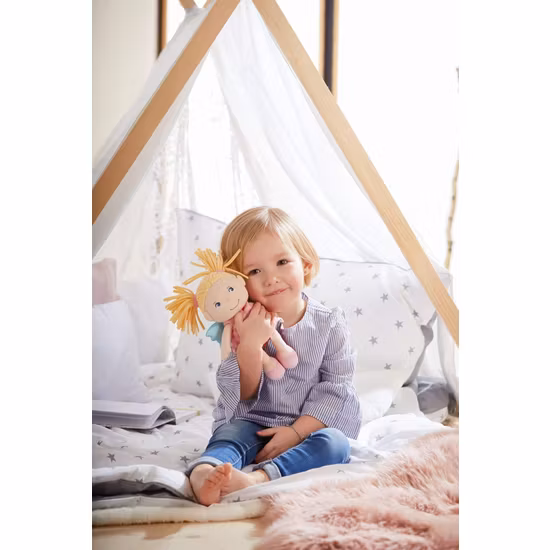 Haba Tygdocka Skyddsängeln Finja 20 cm