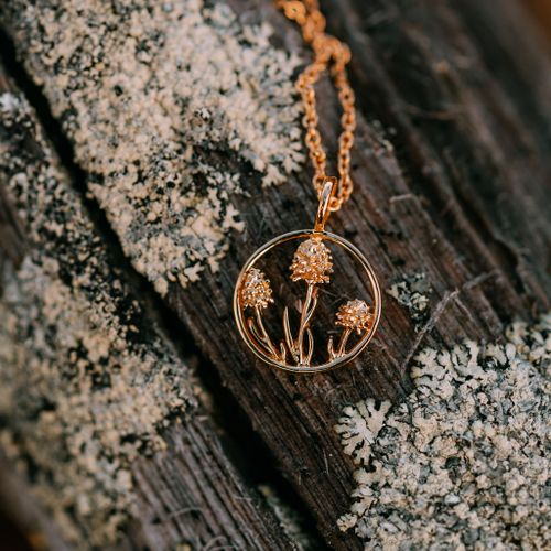 Brunkulla halsband guld