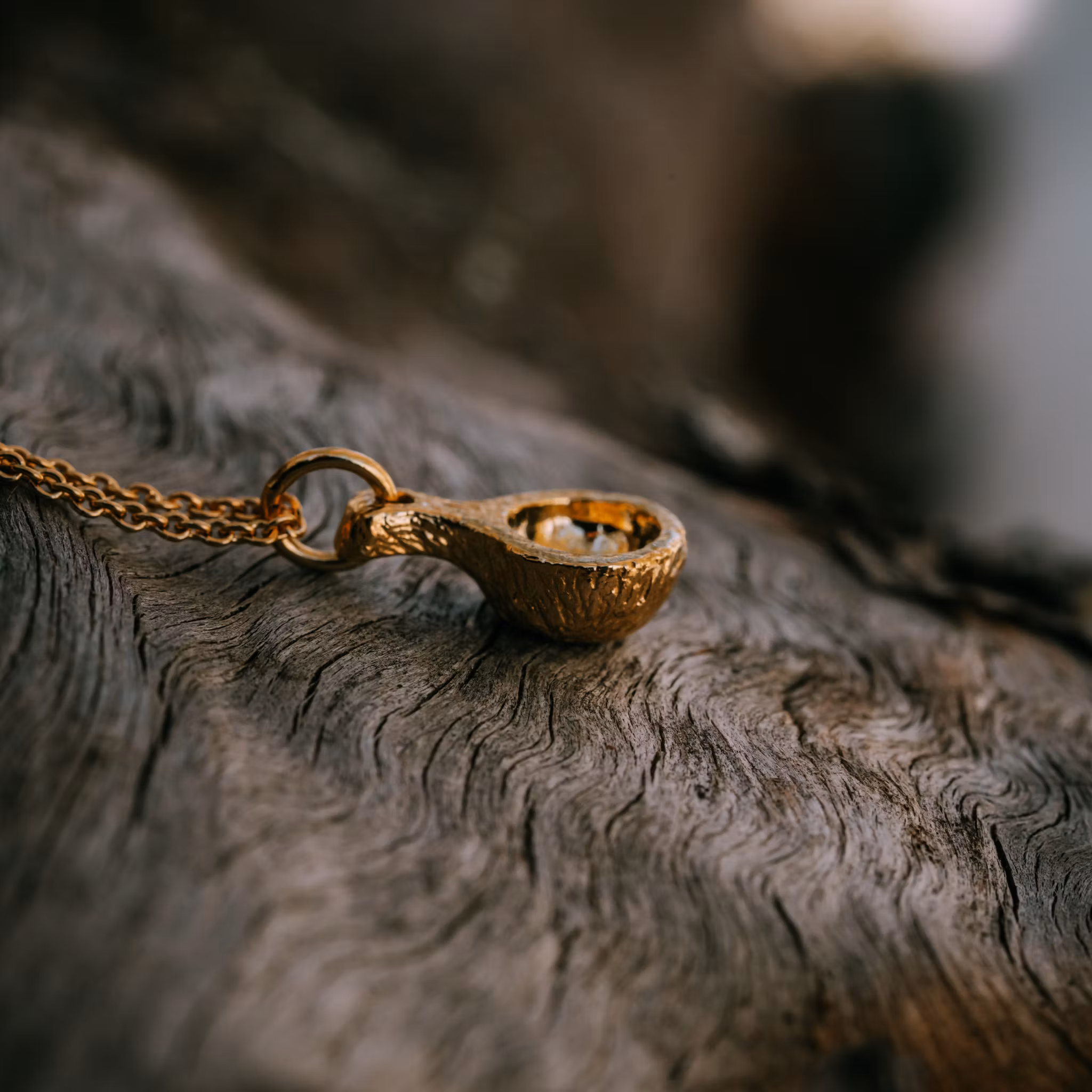 Kåsa halsband guld