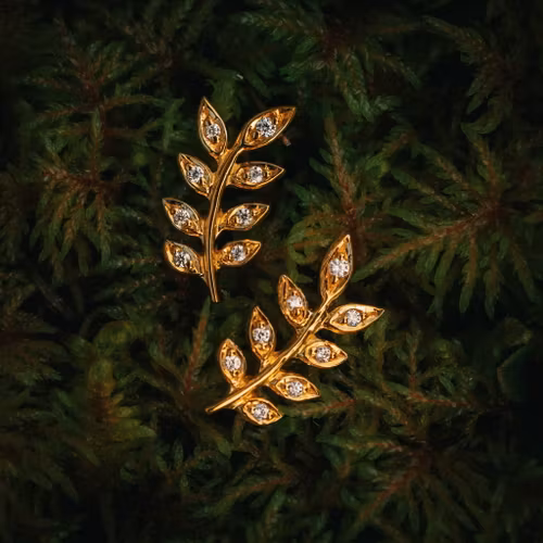 Spira örhängen guld
