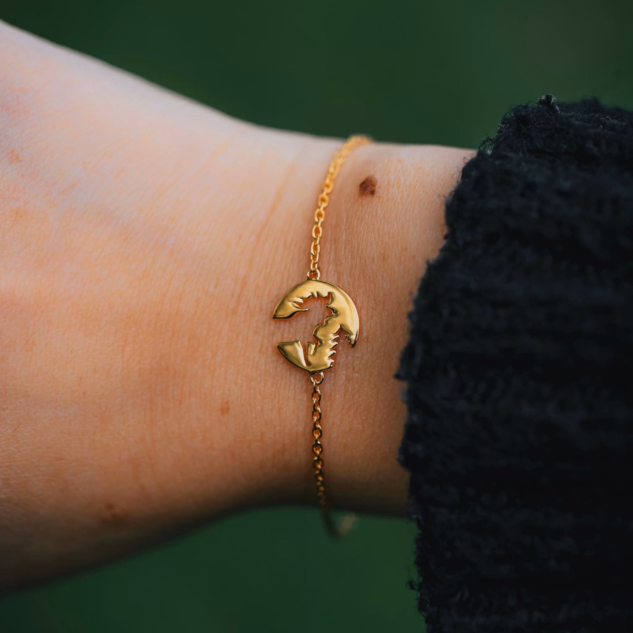 Ståtlig armband guld