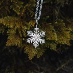 Snöflinga halsband