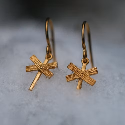 Längtan örhängen hängande guld