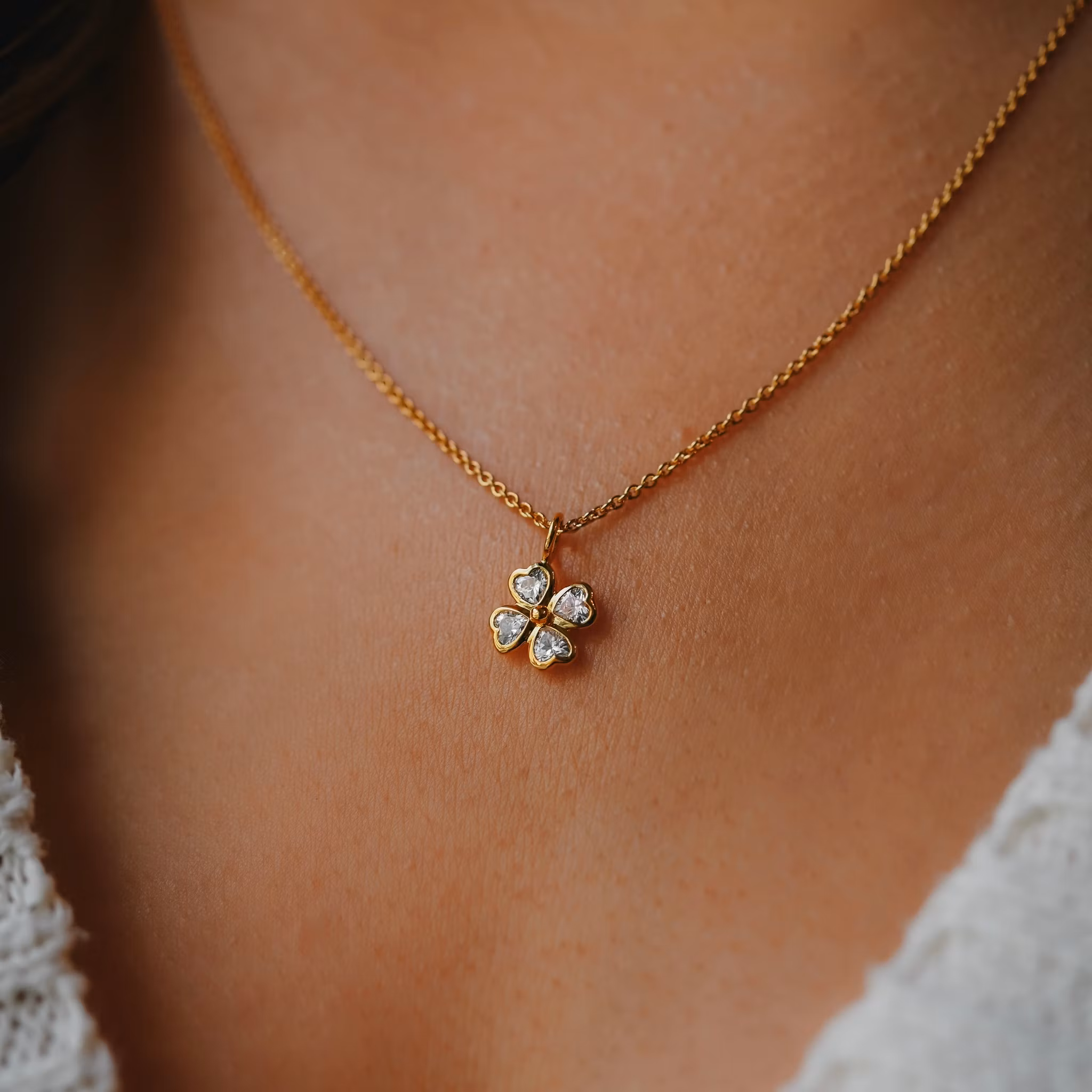 Lycka halsband guld