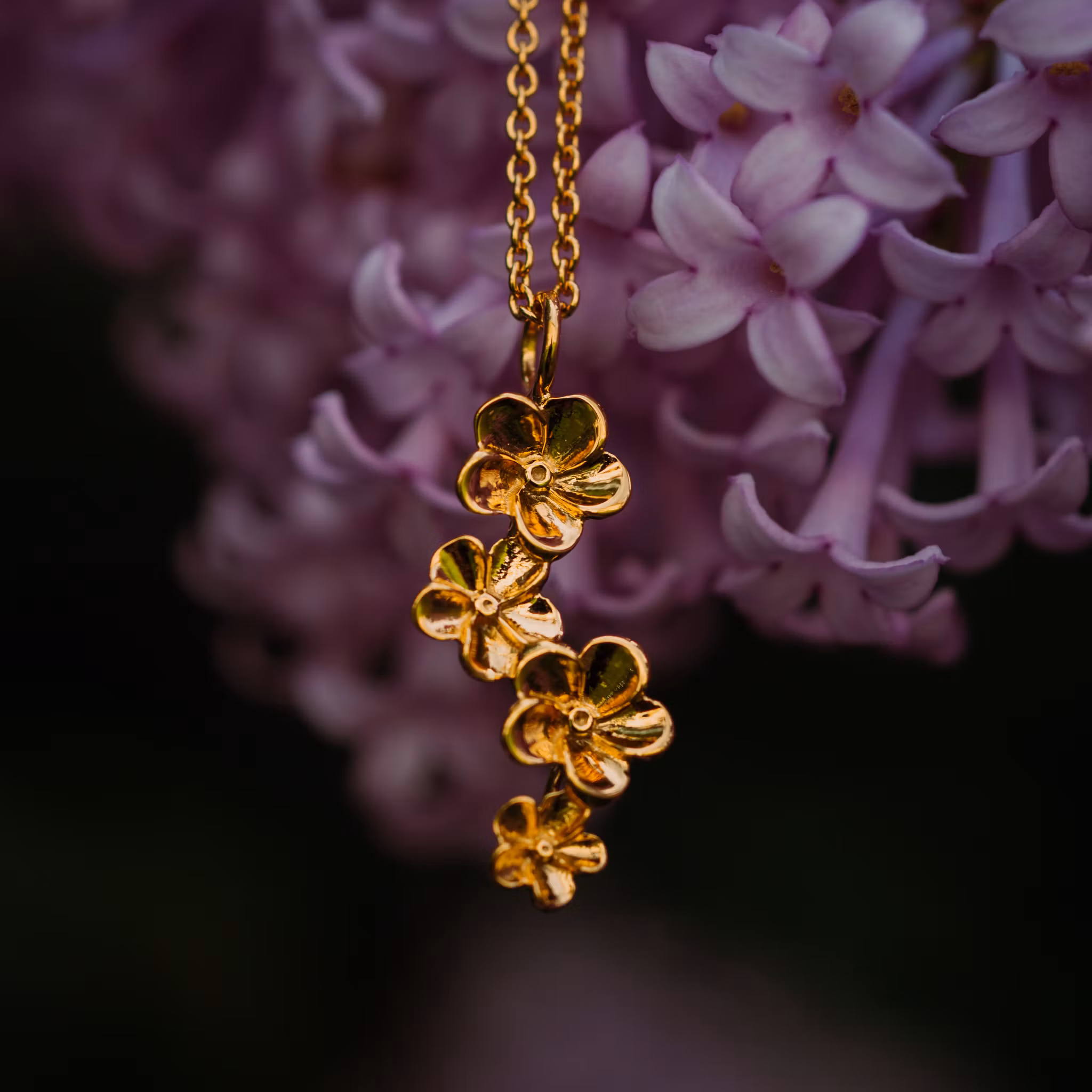 Förgätmigej halsband guld